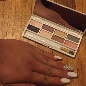 Small Estée Lauder Eyebrow Palette